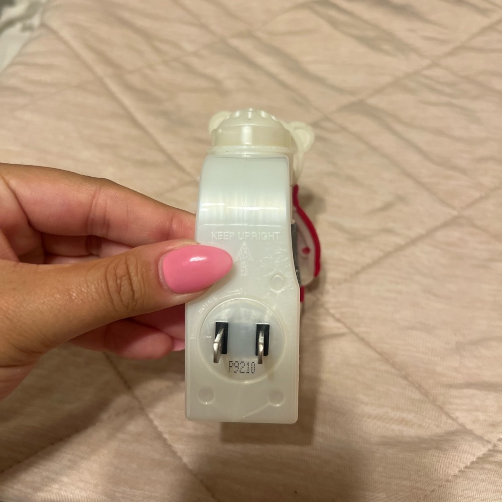 Wall Plug Ins - Picture 3 of 8